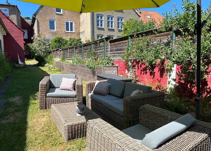 - Unterm Dach Schleswig